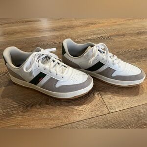 Levis Tennis Shoes Men's Size 10.5